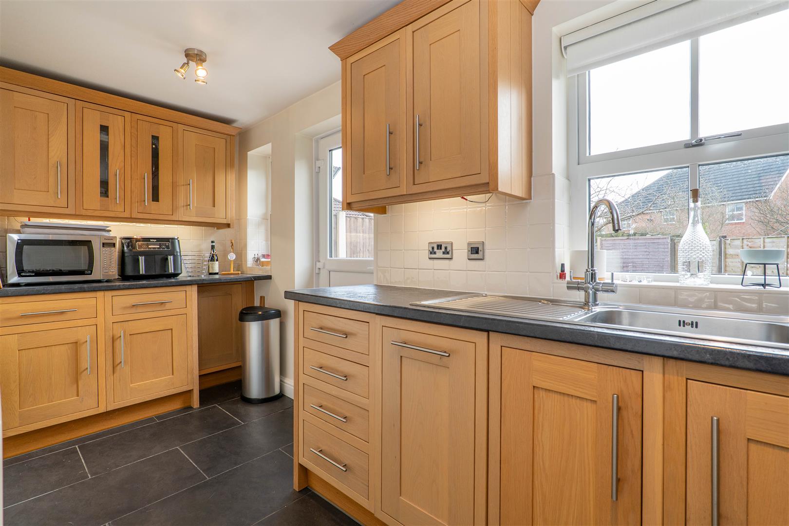 3 bed property in Birkdale Close, Chorley